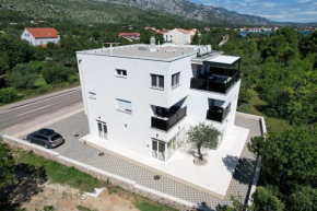 Apartmani Lux